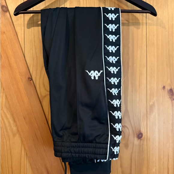 Kappa Black Track Suit - Picture 2 of 2